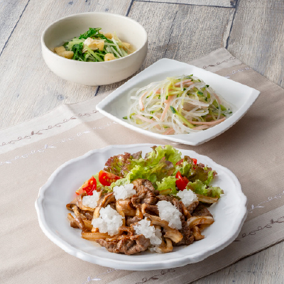 牛肉ときのこのおろしのせ・ハムの春雨サラダ・お揚げと水菜のさっと煮